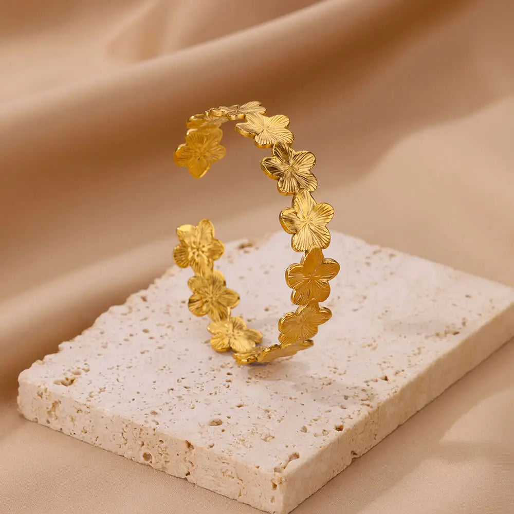 Flower Cuff Bracelet Bangle for Women Gold Color Flora Stainless Steel Bangles Casting Aesthetic Couple Wrist Jewelry Pulseras